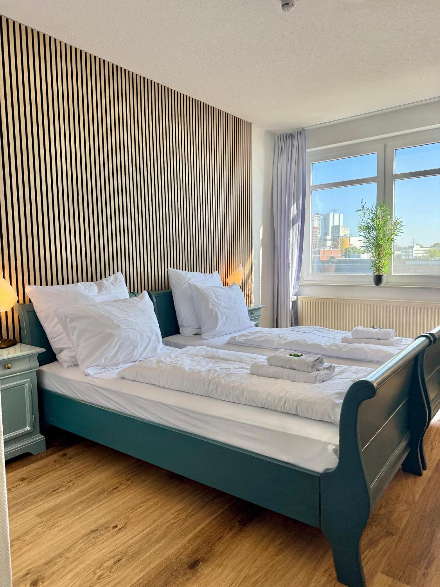 Gaestehaus Weserblick Am Weser-Sandstrand Berne Екстер'єр фото